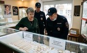 ФСБ и полиция изъяли из магазина в Севастополе немаркированное золото на 6,5 млн рублей